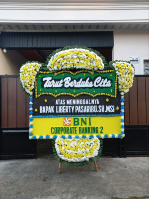 Papan Bunga Duka di Karang Ketuan
