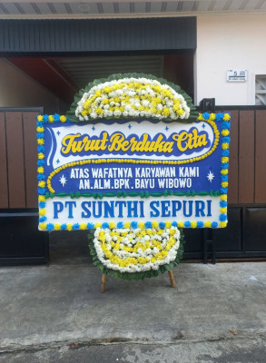 Papan Bunga Duka di Karang Ketuan