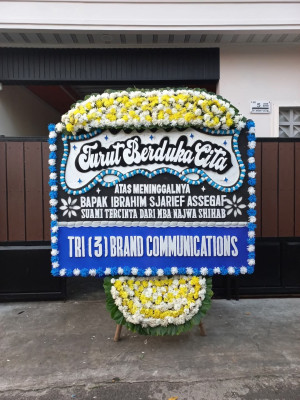 Papan Bunga Duka di Karang Ketuan
